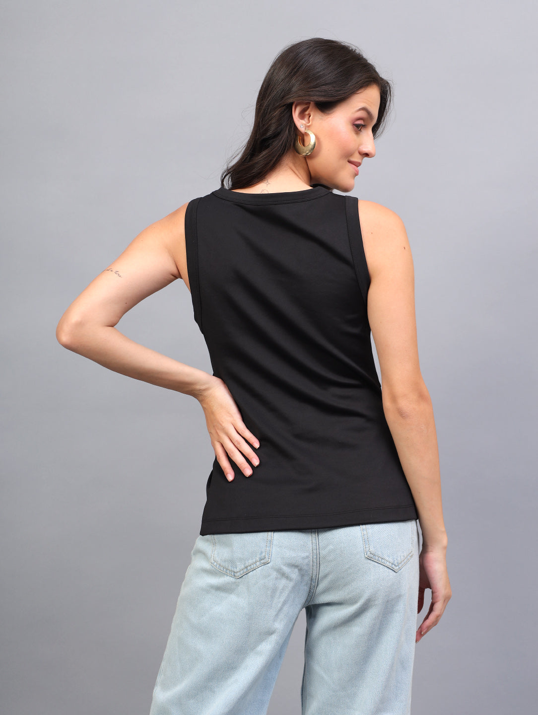 Sleevless twisted Top