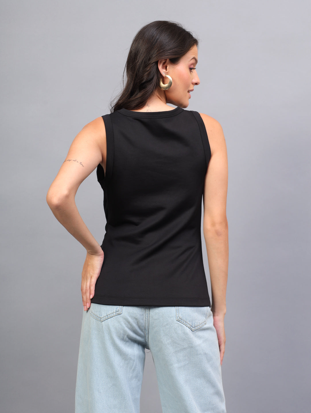 Sleevless twisted Top