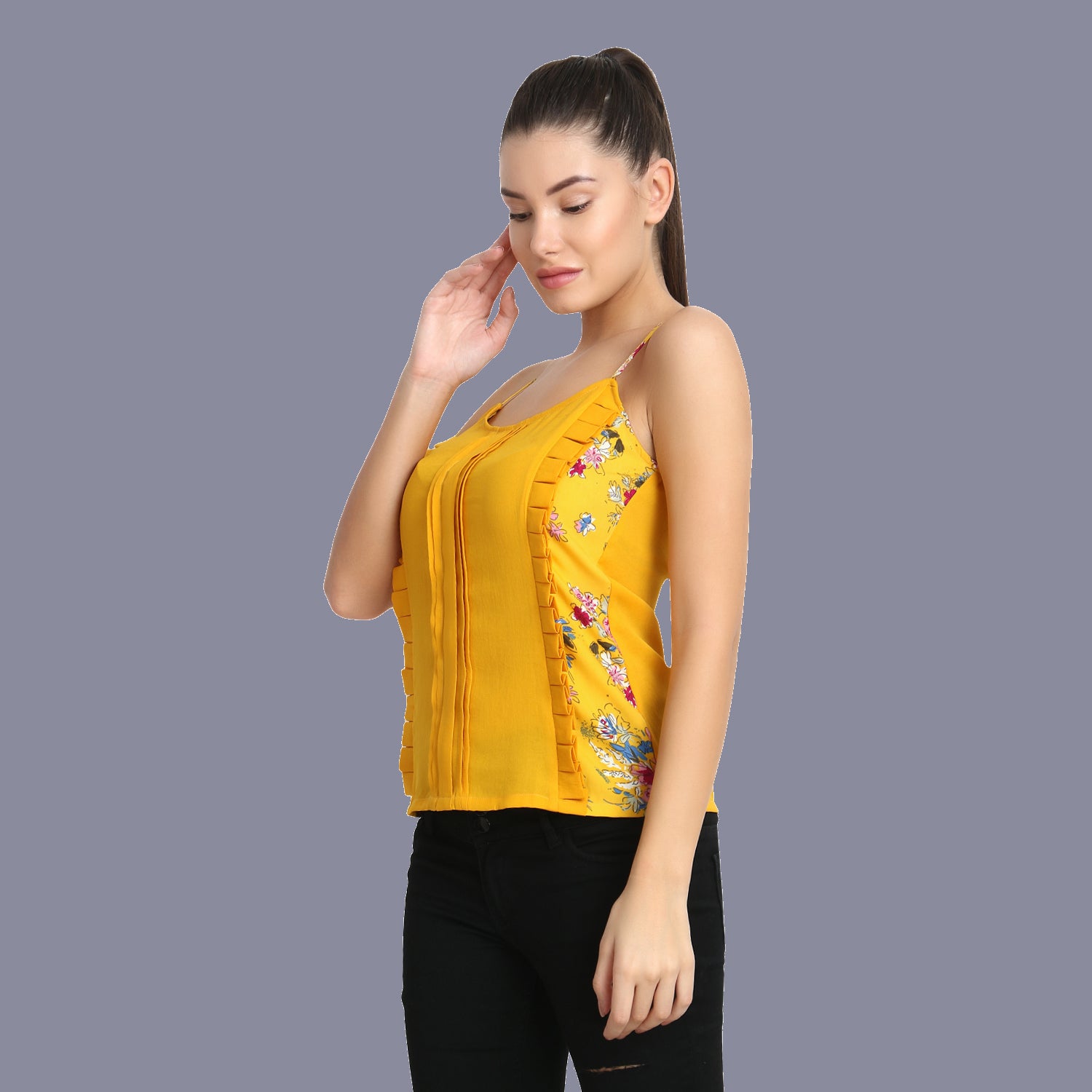 Pleated spaghetti printed top