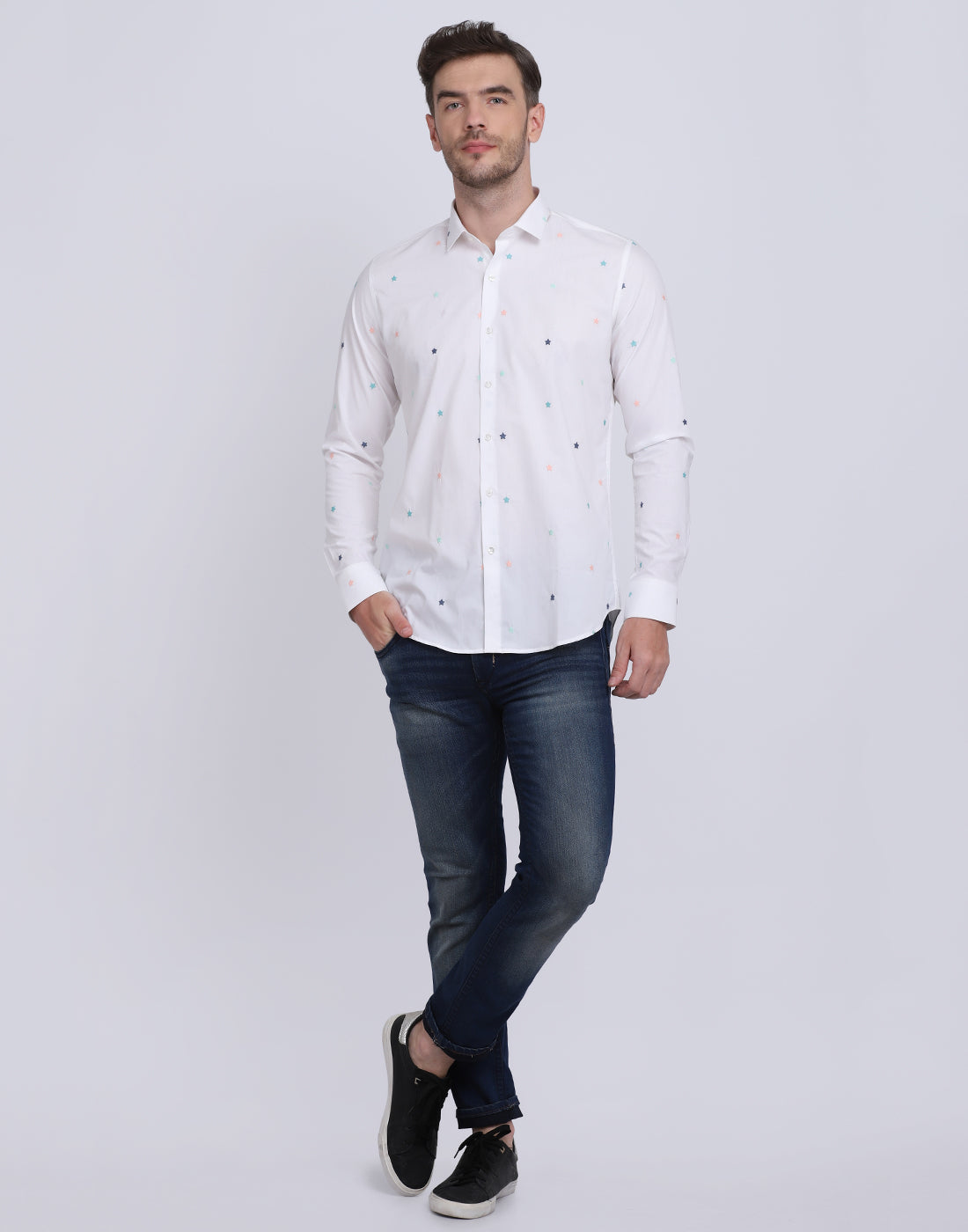 White with embroidered shirt Casual/Party Shirt